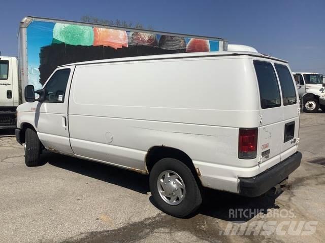 Ford E250 Gesloten bedrijfswagens