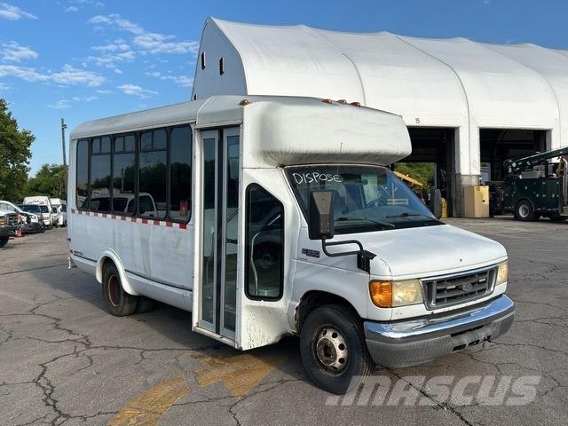 Ford E350 Minibussen