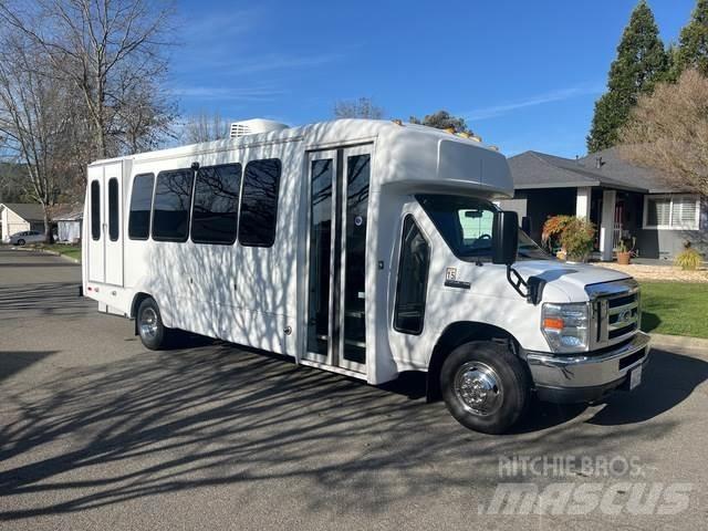 Ford E450 Gesloten bedrijfswagens
