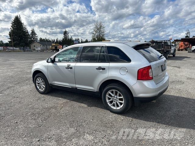 Ford Edge Auto's