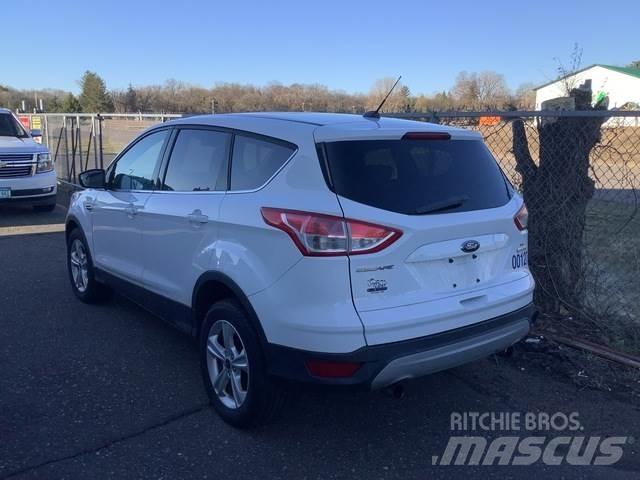 Ford Escape Auto's
