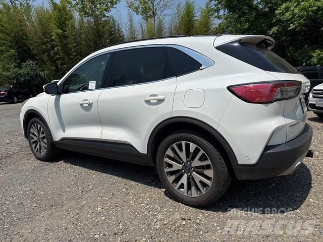 Ford Escape Auto's