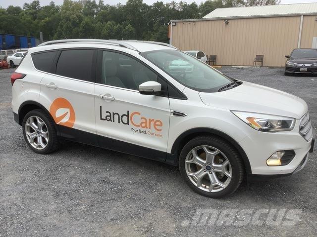 Ford Escape Auto's