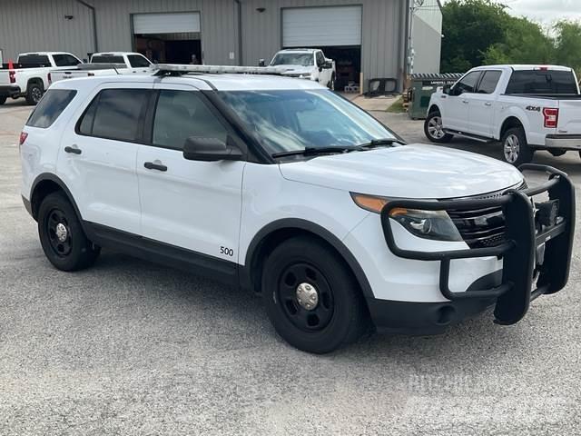 Ford Explorer Auto's