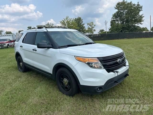 Ford Explorer Auto's