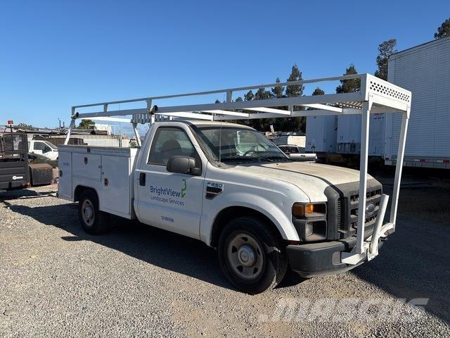 Ford F-250 Bestelwagens met open laadbak