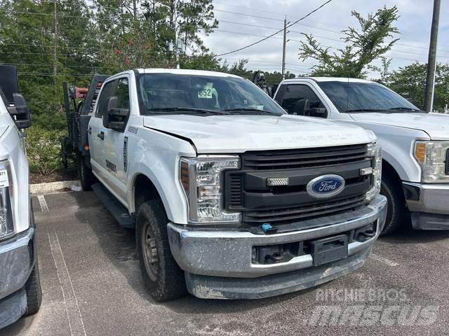 Ford F-250 Platte bakwagens