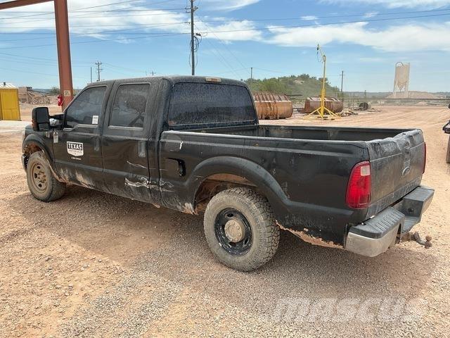 Ford F-250 Bestelwagens met open laadbak