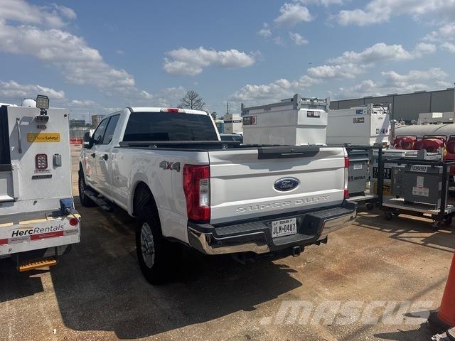 Ford F-250 Bestelwagens met open laadbak