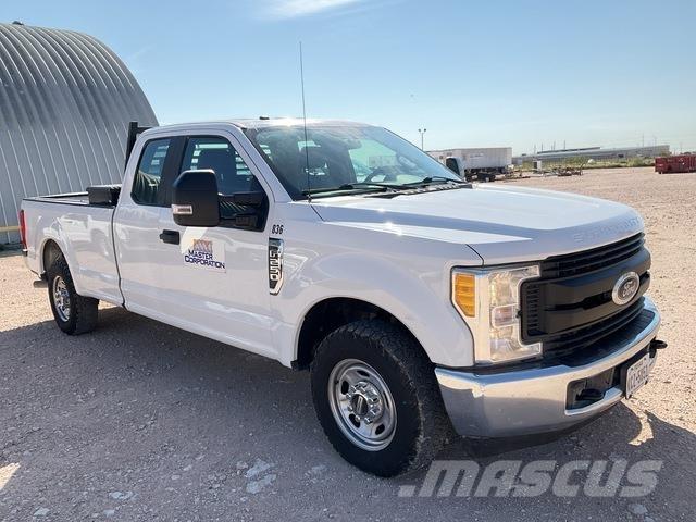 Ford F-250 Bestelwagens met open laadbak