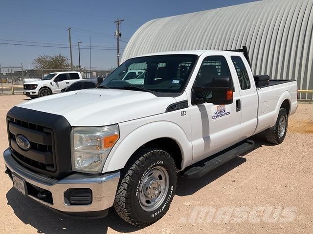 Ford F-250 Bestelwagens met open laadbak