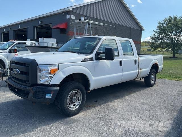 Ford F-250 Bestelwagens met open laadbak
