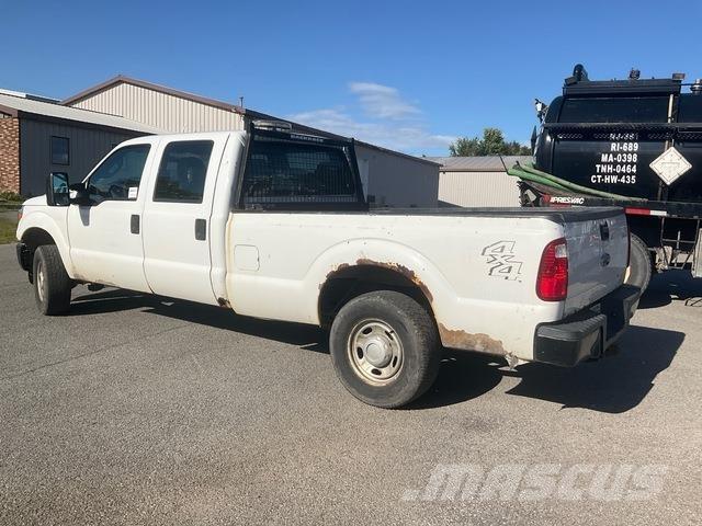Ford F-250 Bestelwagens met open laadbak