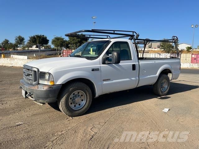 Ford F-250 Bestelwagens met open laadbak