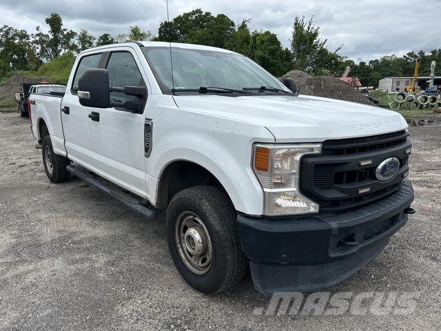 Ford F-250 Bestelwagens met open laadbak