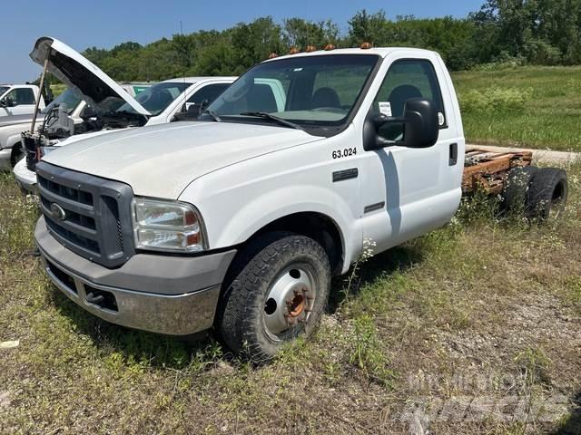 Ford F-350 Cabine en interieur