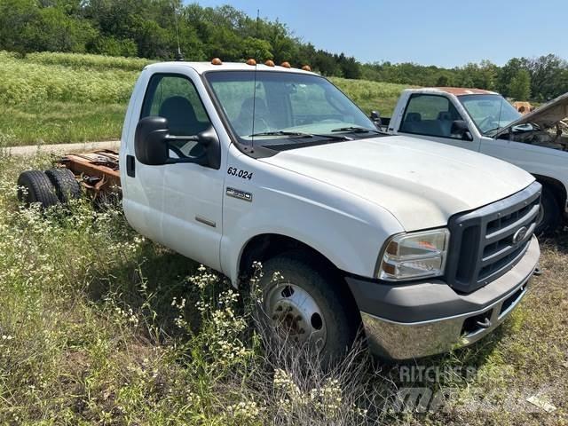 Ford F-350 Cabine en interieur