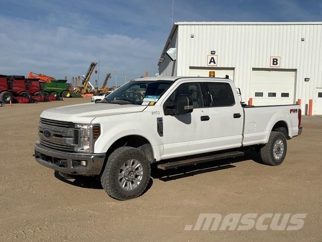 Ford F-350 Bestelwagens met open laadbak