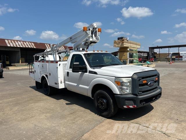 Ford F-350 Auto hoogwerkers