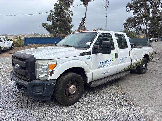 Ford F-350 Bestelwagens met open laadbak