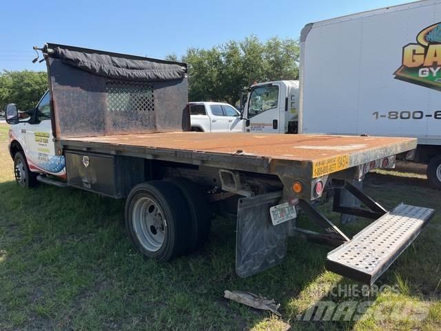 Ford F-450 Platte bakwagens
