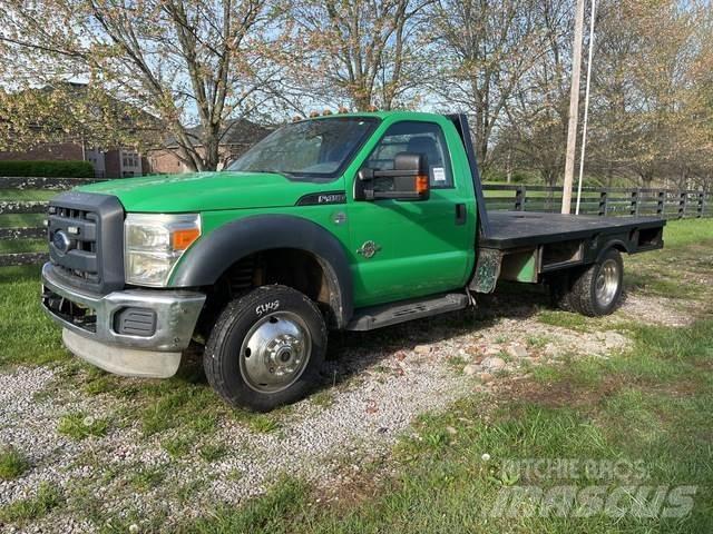 Ford F-450 Platte bakwagens