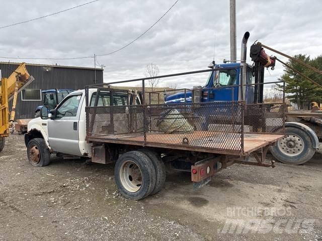 Ford F-450 Platte bakwagens