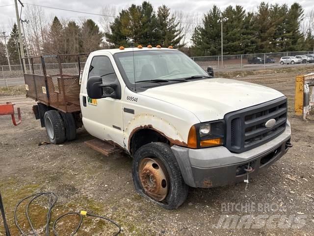 Ford F-450 Platte bakwagens
