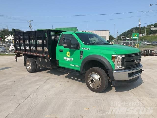Ford F-450 Platte bakwagens