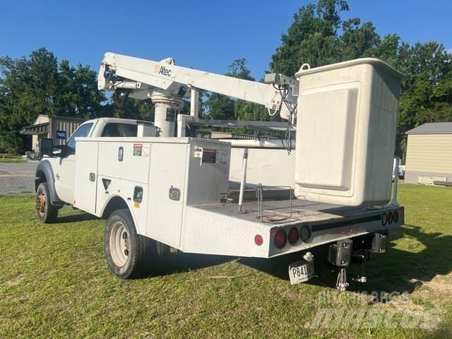 Ford F-450 Auto hoogwerkers