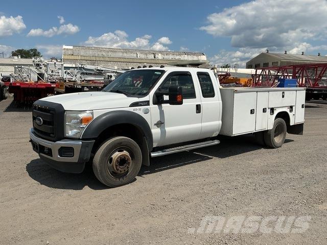 Ford F-450 Bestelwagens met open laadbak