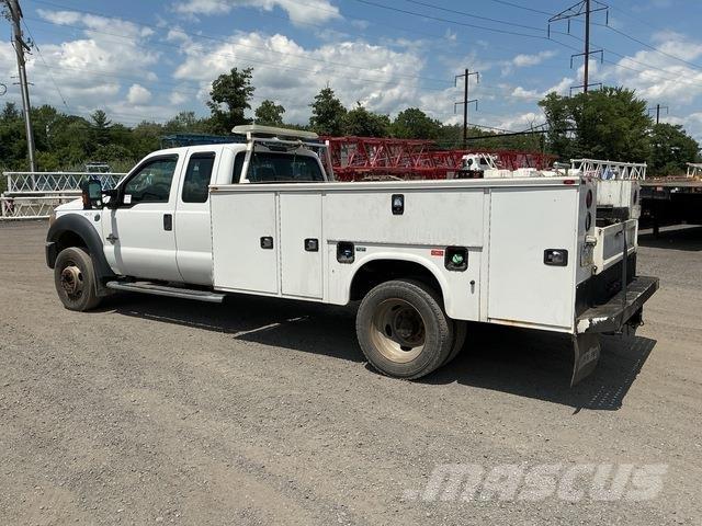 Ford F-450 Bestelwagens met open laadbak