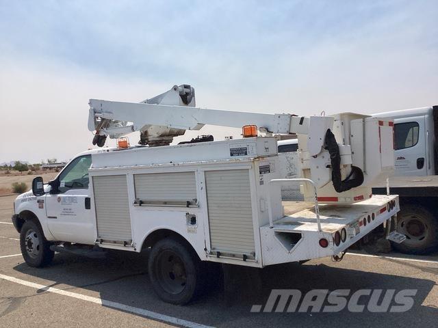 Ford F-450 Auto hoogwerkers
