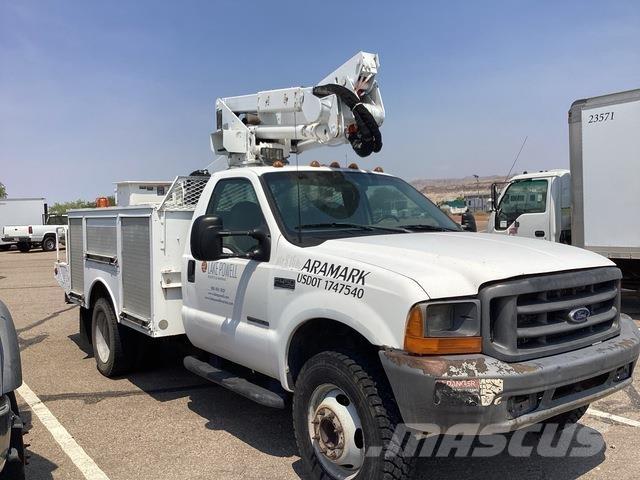 Ford F-450 Auto hoogwerkers