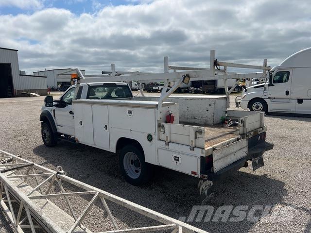 Ford F-450 Bestelwagens met open laadbak