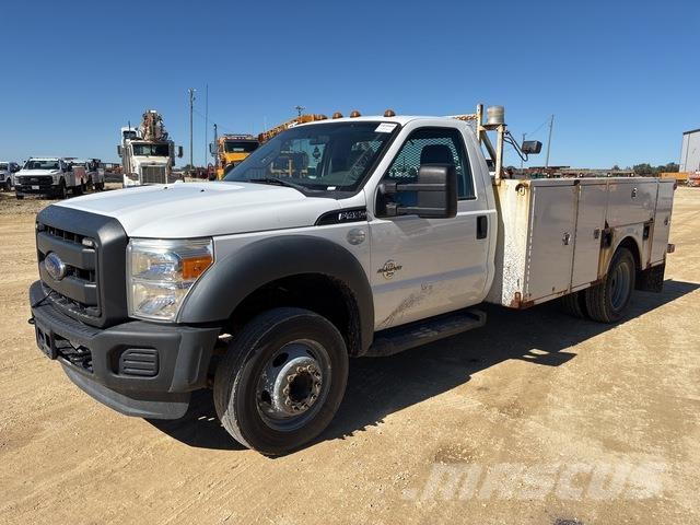 Ford F-450 Bestelwagens met open laadbak