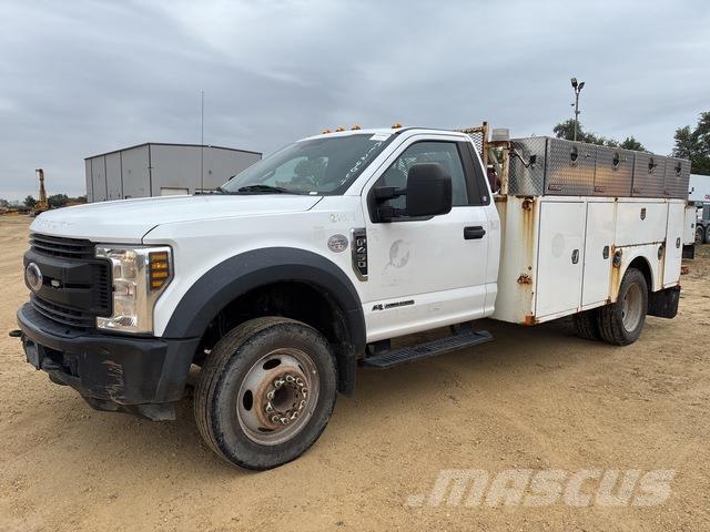 Ford F-450 Bestelwagens met open laadbak