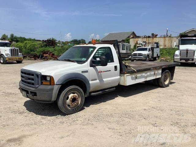 Ford F-550 Platte bakwagens
