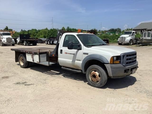 Ford F-550 Platte bakwagens