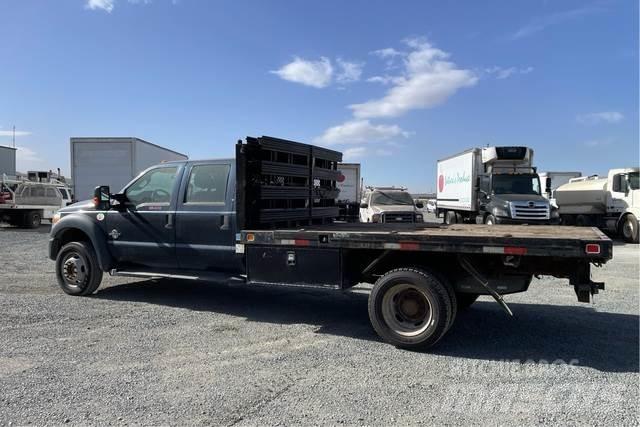 Ford F-550 Platte bakwagens