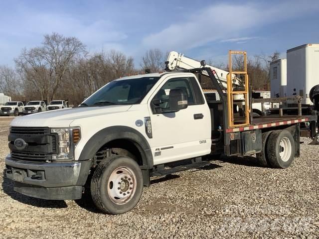 Ford F-550 Platte bakwagens