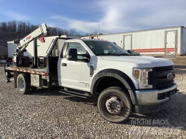 Ford F-550 Platte bakwagens