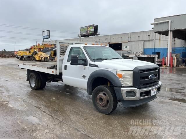 Ford F-550 Platte bakwagens