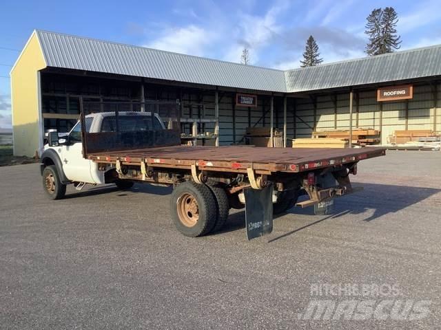 Ford F-550 Platte bakwagens