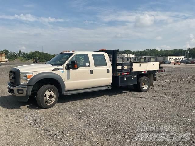 Ford F-550 Platte bakwagens