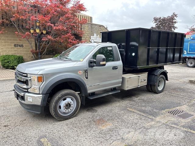 Ford F-550 Vrachtwagen met containersysteem