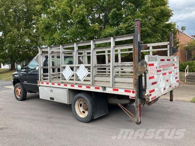 Ford F-550 Platte bakwagens