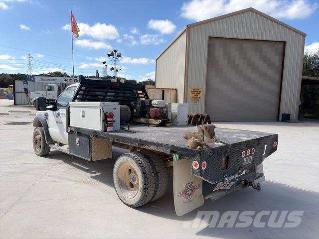 Ford F-550 Platte bakwagens