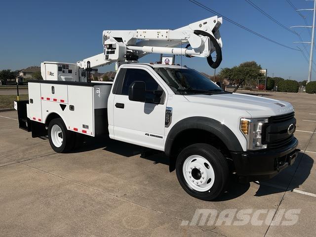 Ford F-550 Auto hoogwerkers