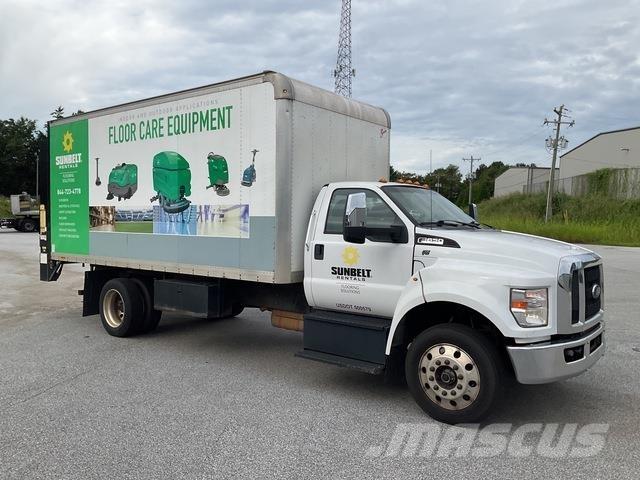 Ford F-650 Bakwagens met gesloten opbouw